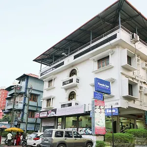 Oyo 3633 Nanda Hotel